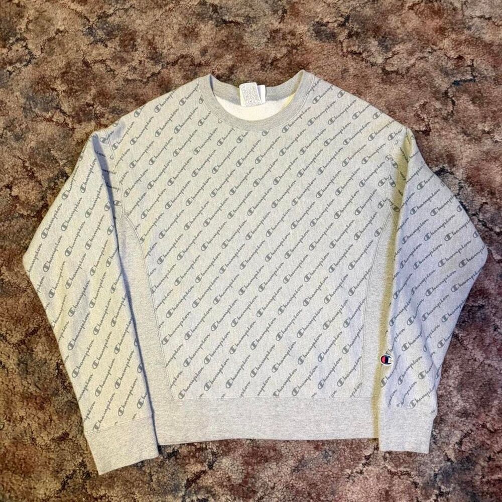 Vintage AOP Champion Reverse Weave Crewneck Size Medium Heavyduty